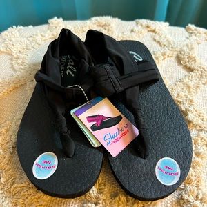 Yoga foam sandals by Sketchers